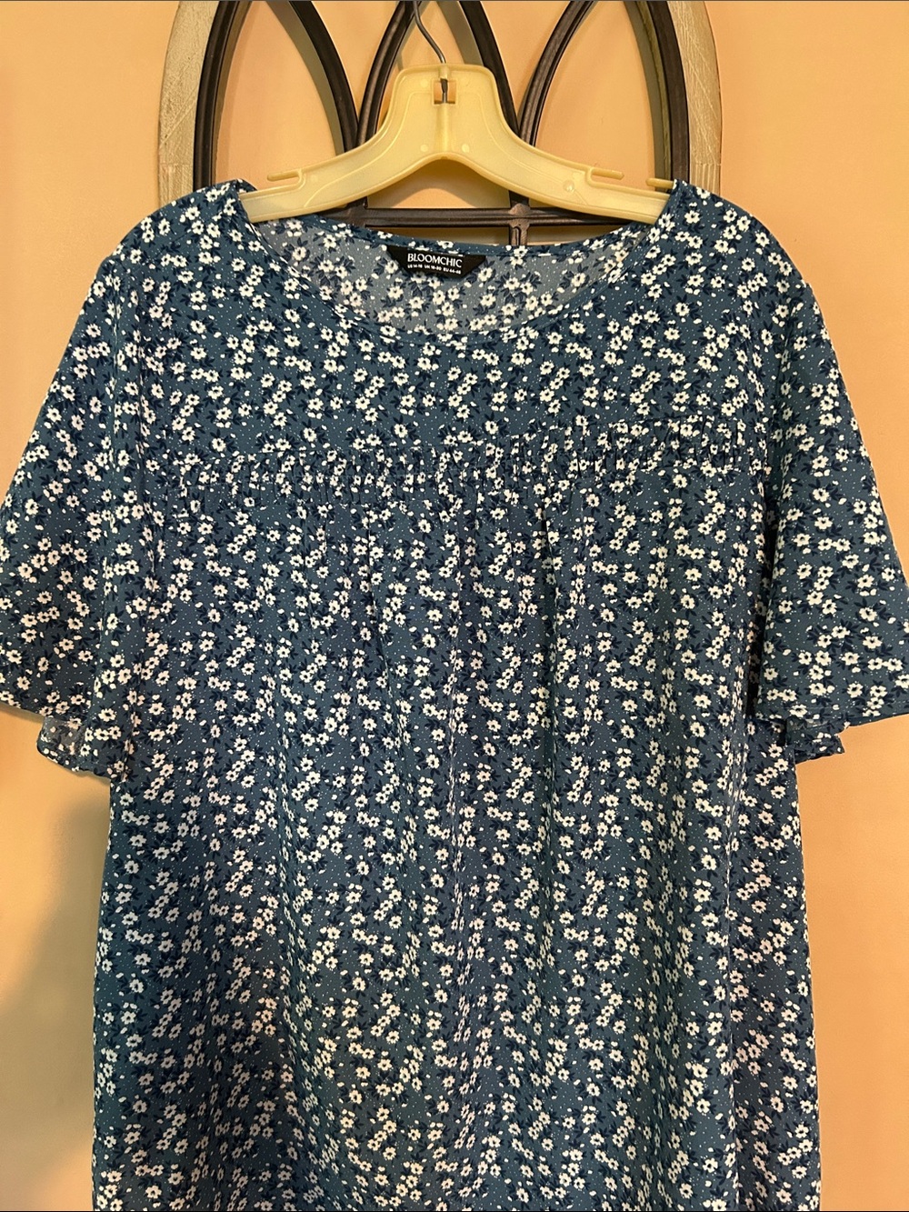 BloomChic Blue Floral Short Sleeve Peasant Top